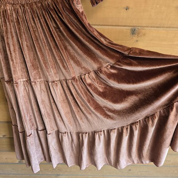 Baltic Born Vivaldi Smocked Velvet Midi Dress NWOT Medium Rust Brown Tiered - Picture 6 of 6